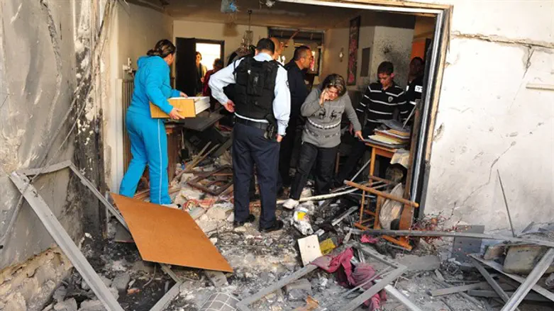 rockets are bombardind soithern israel