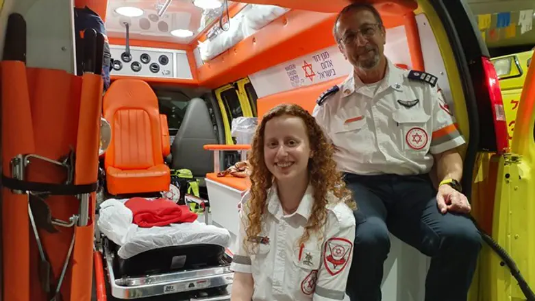 צביקה מלכיס ובתו מאיה