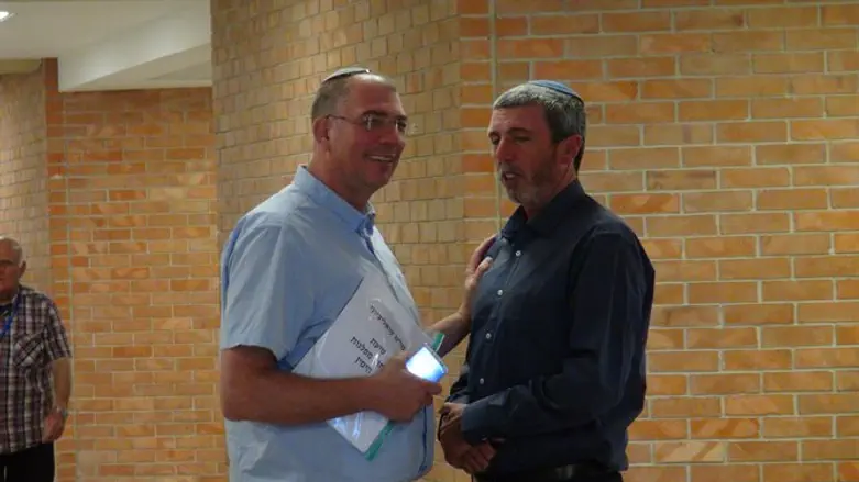 Nir Orbach (l) with Rafi Peretz (r)