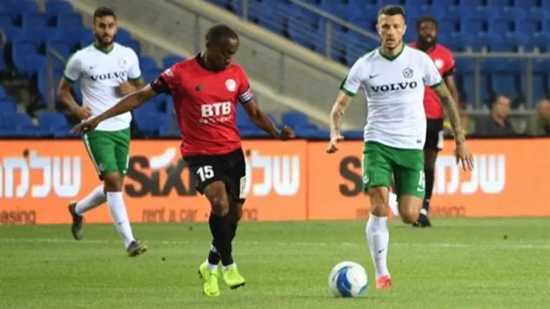 זלקה מול שחקני חיפה