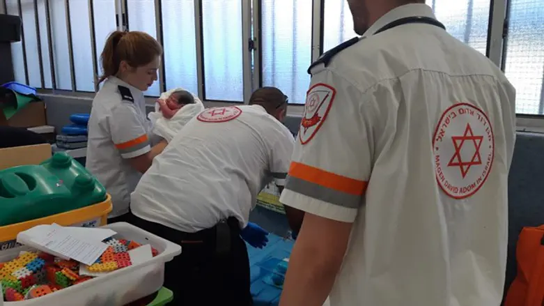 Birth in kindergarten