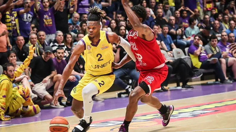 וולדן הערב מול הפועל, עוד תצוגת שיא