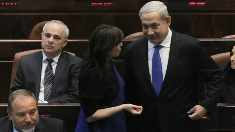 נתניהו, חוטובלי וליברמן