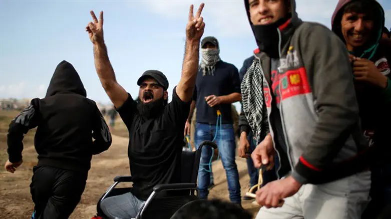 Paraplegic Gaza protester Ibrahim Abu Thurayya