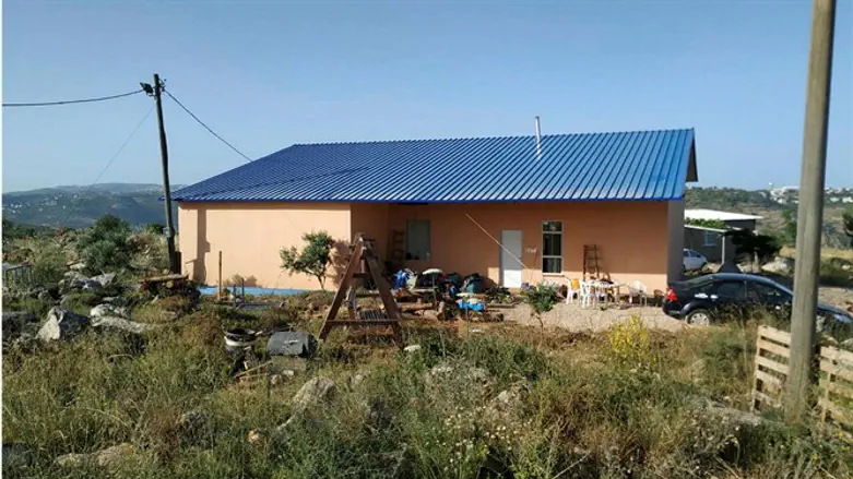 Дом, "приговорённый" к сносу