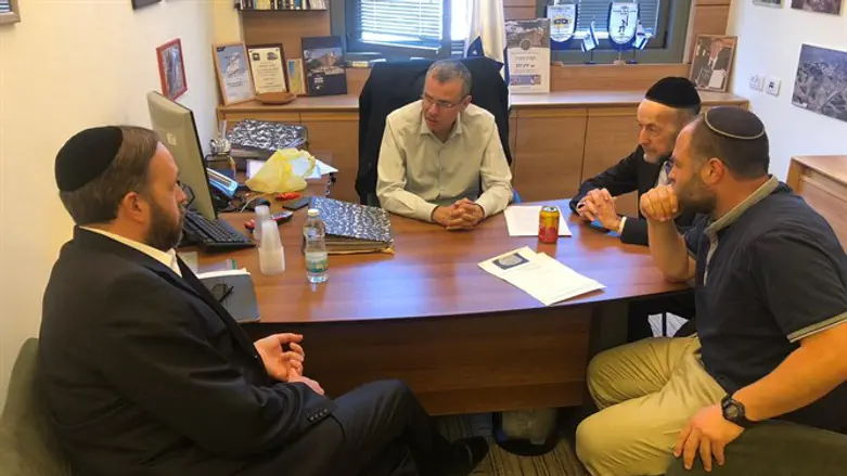 Переговоры по созданию коалиции