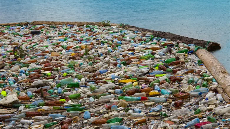 זיהום האוקיינוסים הפך לבעיה כלל עולמית