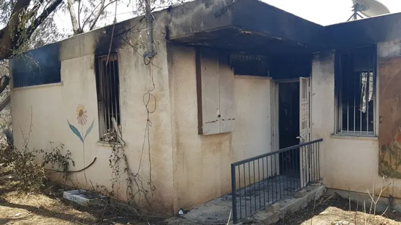 בית הרב קרליבך במבוא מודיעים