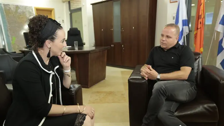 ח"כ סילמן עם ראש העיר אשקלון