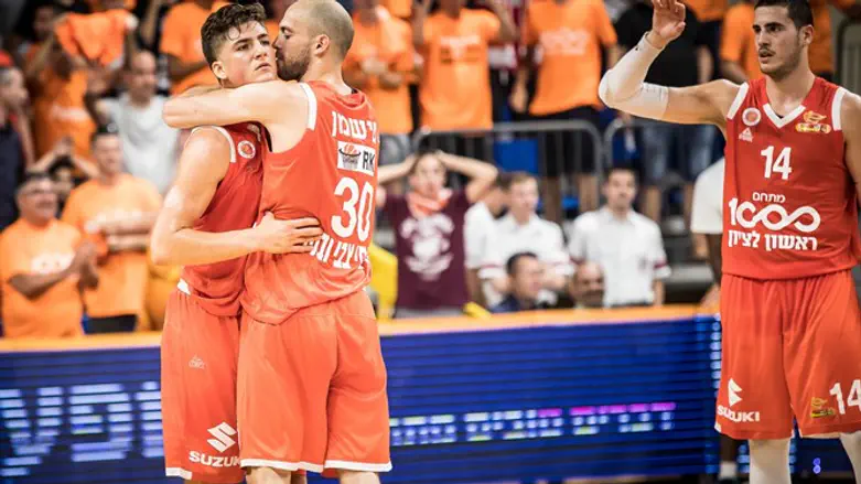 שחקני ראשל"צ הערב, בדרך לפיינל-פור?