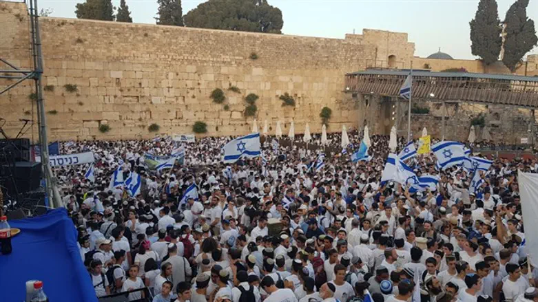 Иерусалим. У Западной стены (Архив)