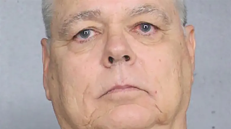 Former Sheriff's deputy Scot Peterson