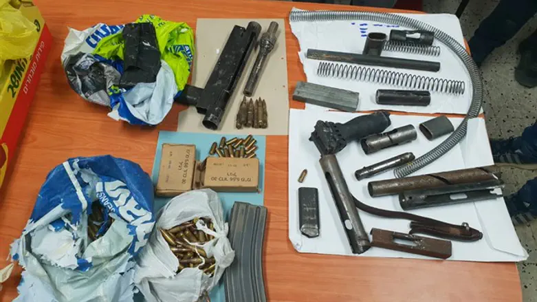 כלי הנשק ואמצעי הלחימה שאותרו