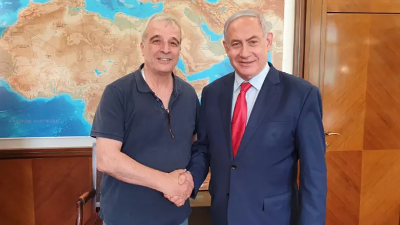 ראש הממשלה נתניהו ואבי רואה