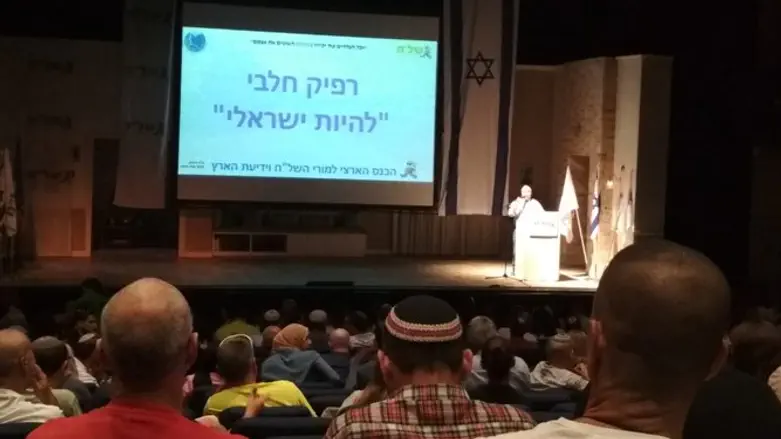 רפיק חלבי בנאומו