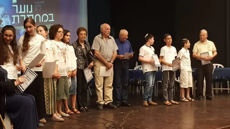 זוכי החידון משנים קודמות 