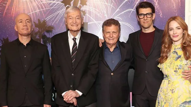 ג'יימי ריי ניומן, גיא נתיב, מאיר פניגשטיין, רוג'ר קורמן ואבי ניר