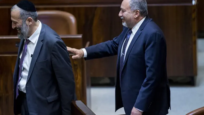 Shas Chairman Aryeh Deri with Yisrael Beytenu Chairman Avigdor Liberman