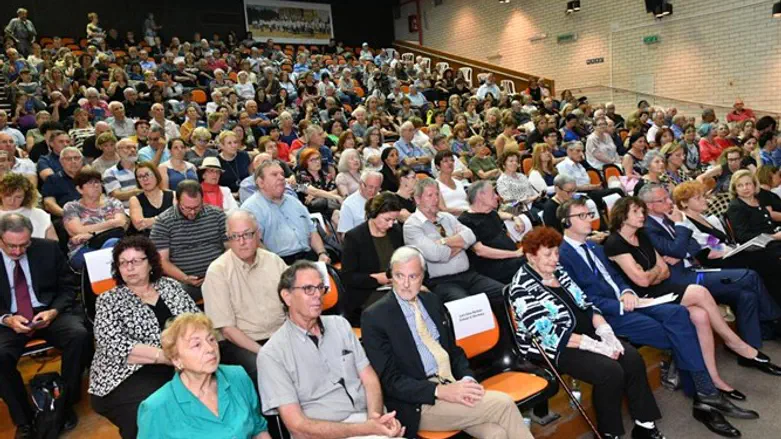 משתתפי הכנס נגד האנטישמיות