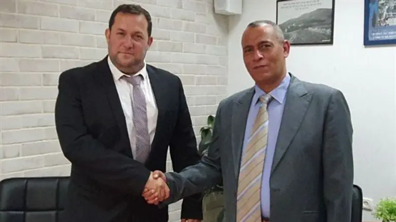 Ashraf Jabari and Yossi Dagan