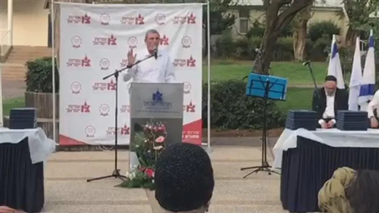 Раввин Перец в колледже "Орот Исраэль"