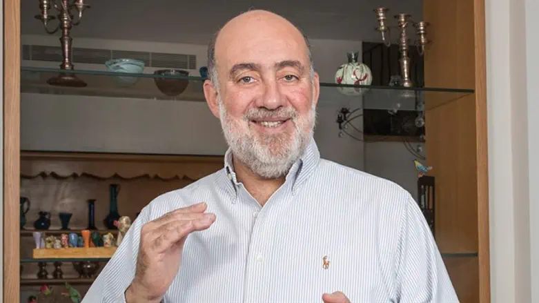 רון פרושאור