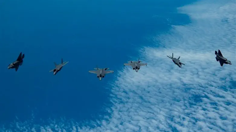 Tri-Lightning