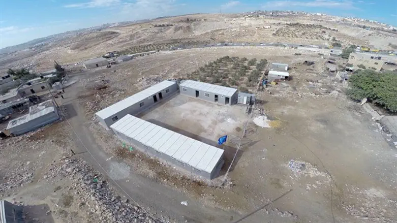 Незаконное арабское строительство - с помощью ЕС