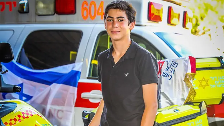 איתן ראלברוק 