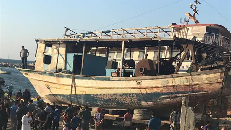 סירתו של הביל, לאחר שהוחזרה לרצועה