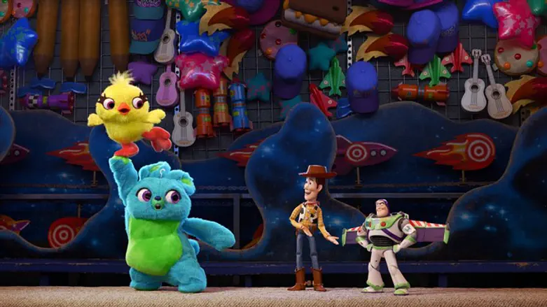 תצחקו כמו ילדים. צעצוע של סיפור 4