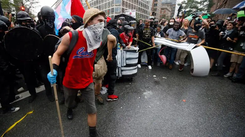 Anarchists and Antifa riot in Washington