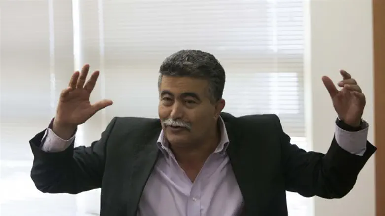 Labor chairman Amir Peretz