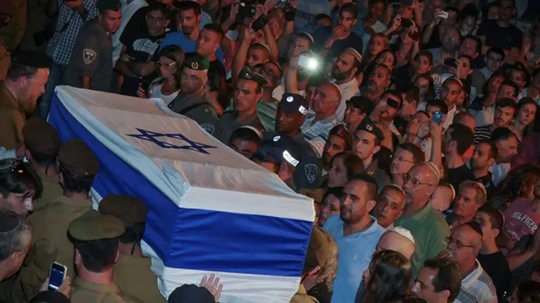 הלוויתו של שון כרמלי בזמן מבצע צוק איתן