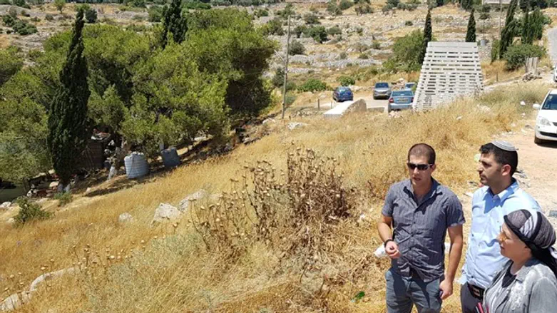 MK Karhi visits Gush Etzion