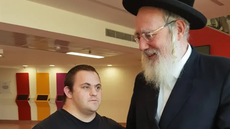 ח"כ אייכלר במרכז שלווה