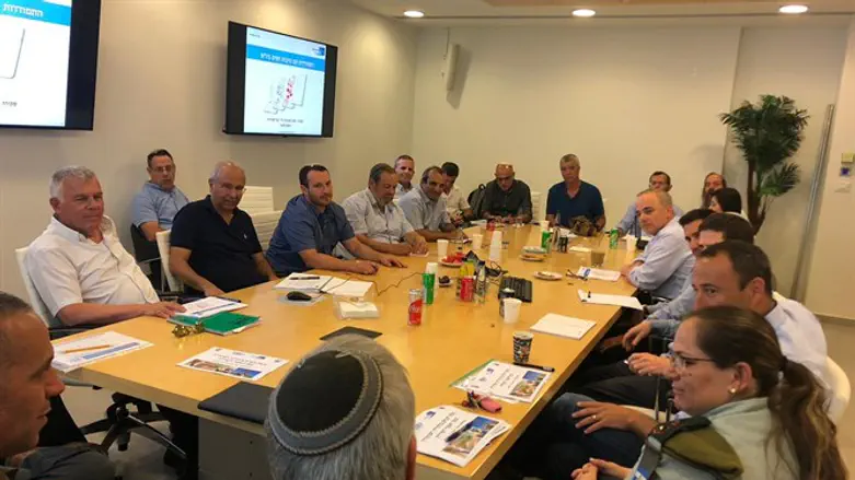 פגישת ראשי מועצת יש"ע עם השר שטייניץ