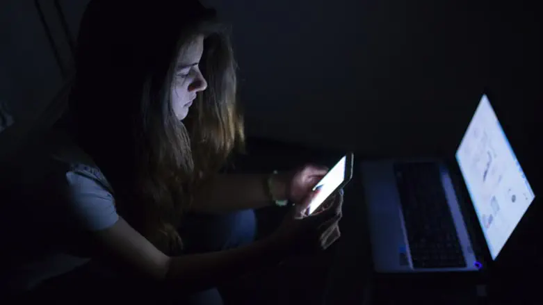 חייבים רשת ביטחון