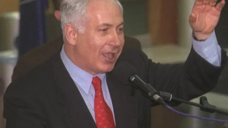 "אדם שמצליח לעורר בך רגש חד וברור". נתניהו בשנת 1999