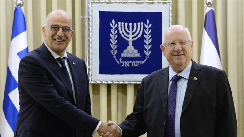 הנשיא ריבלין עם שר החוץ היווני
