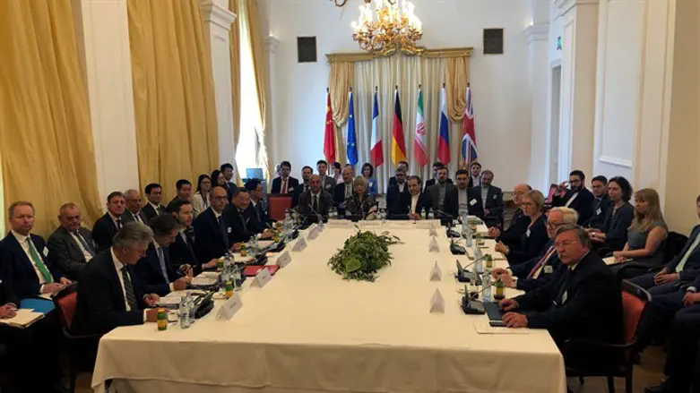 Diplomats meet in Vienna to discuss nuclear deal