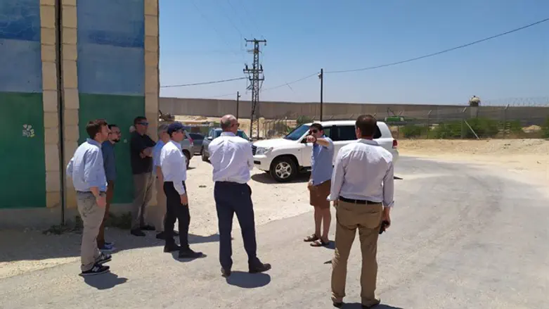 הסיור שנערך לדיפלומטים