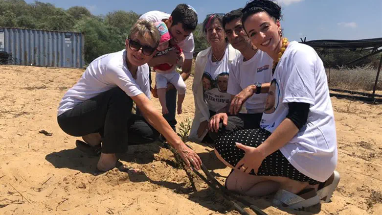לנתניהו היה "ארגז כלים" להשבת הבנים