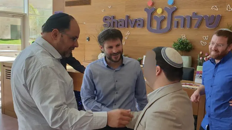 המפגש. היום