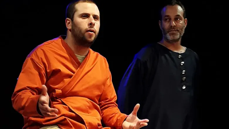 תיאטרון חלוצי. נבכים