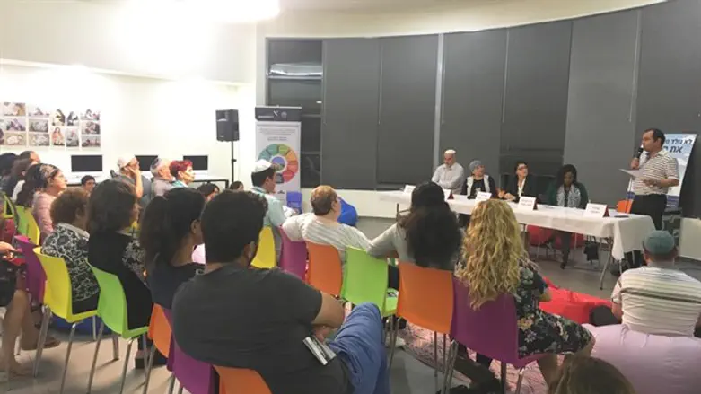 'הלילה לא לומדים תורה'.