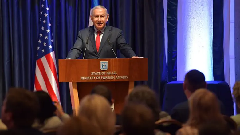 Netanyahu with the congressmen