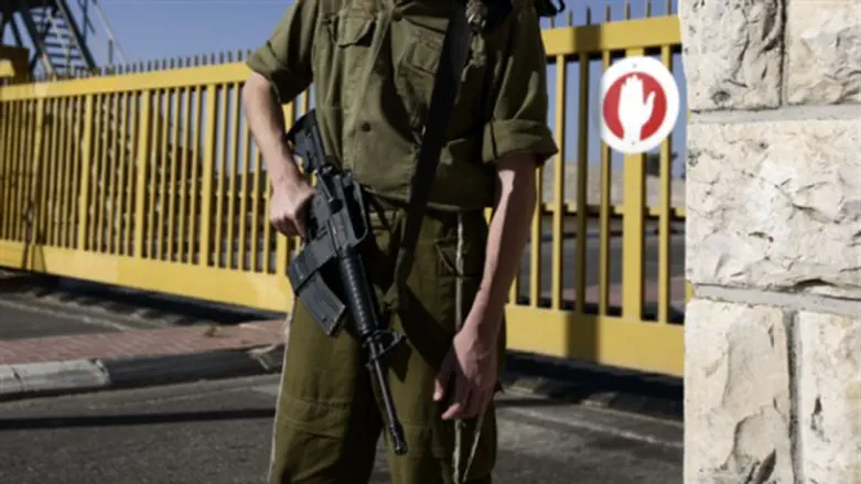 Контрольно-пропускной пункт. Иллюстрация