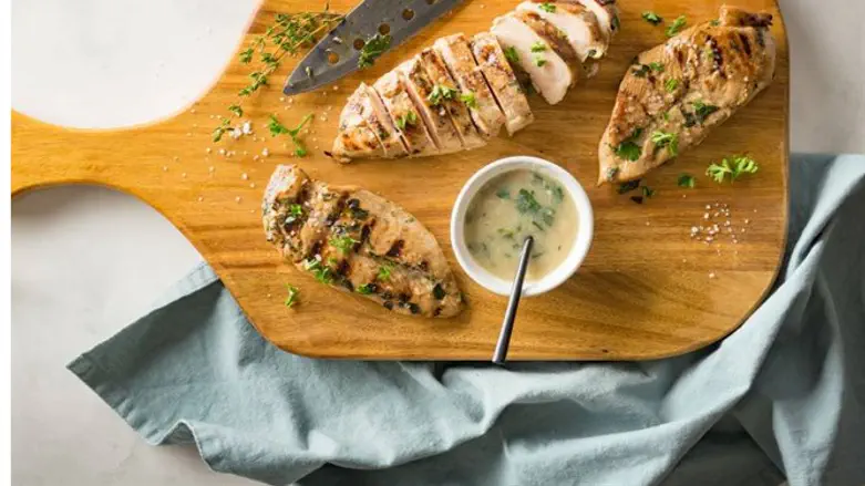 Creamy Herb Chicken Cutlets