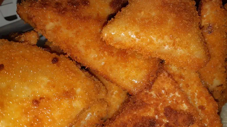 משולשים פריכים - תפוח אדמה ופטריות